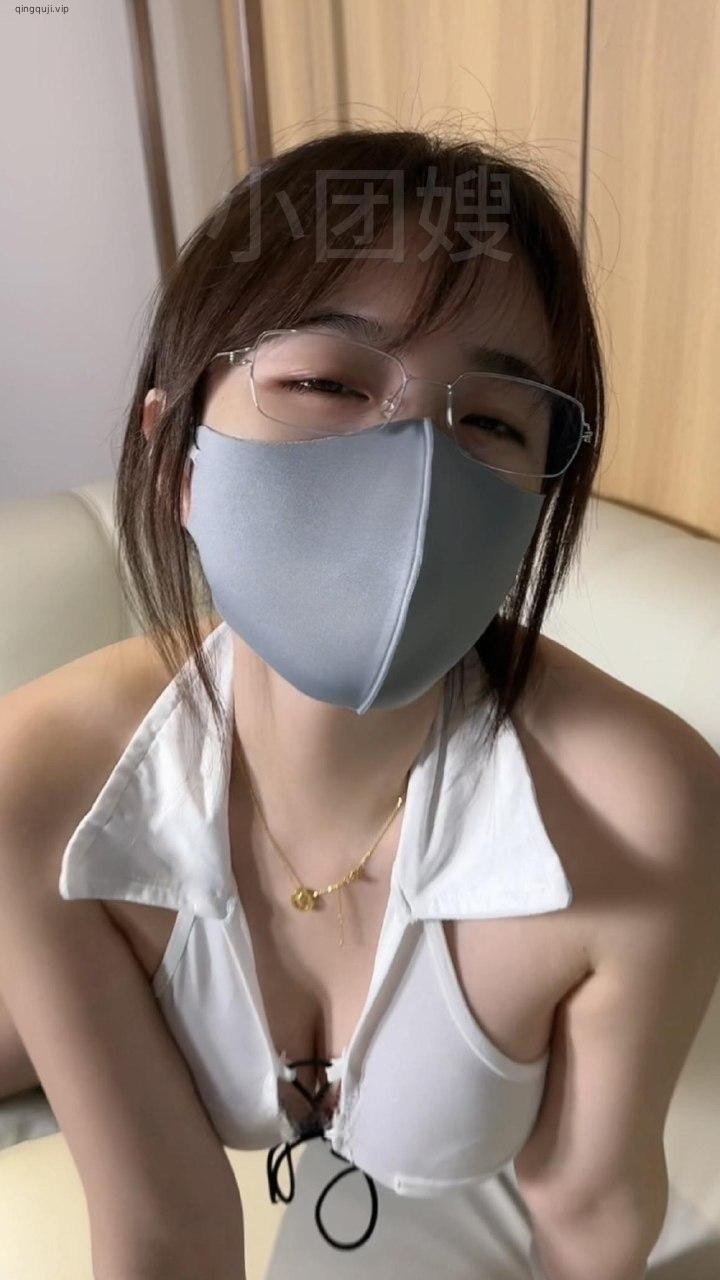 小团嫂 - 性感黑丝秘书 第7张图片