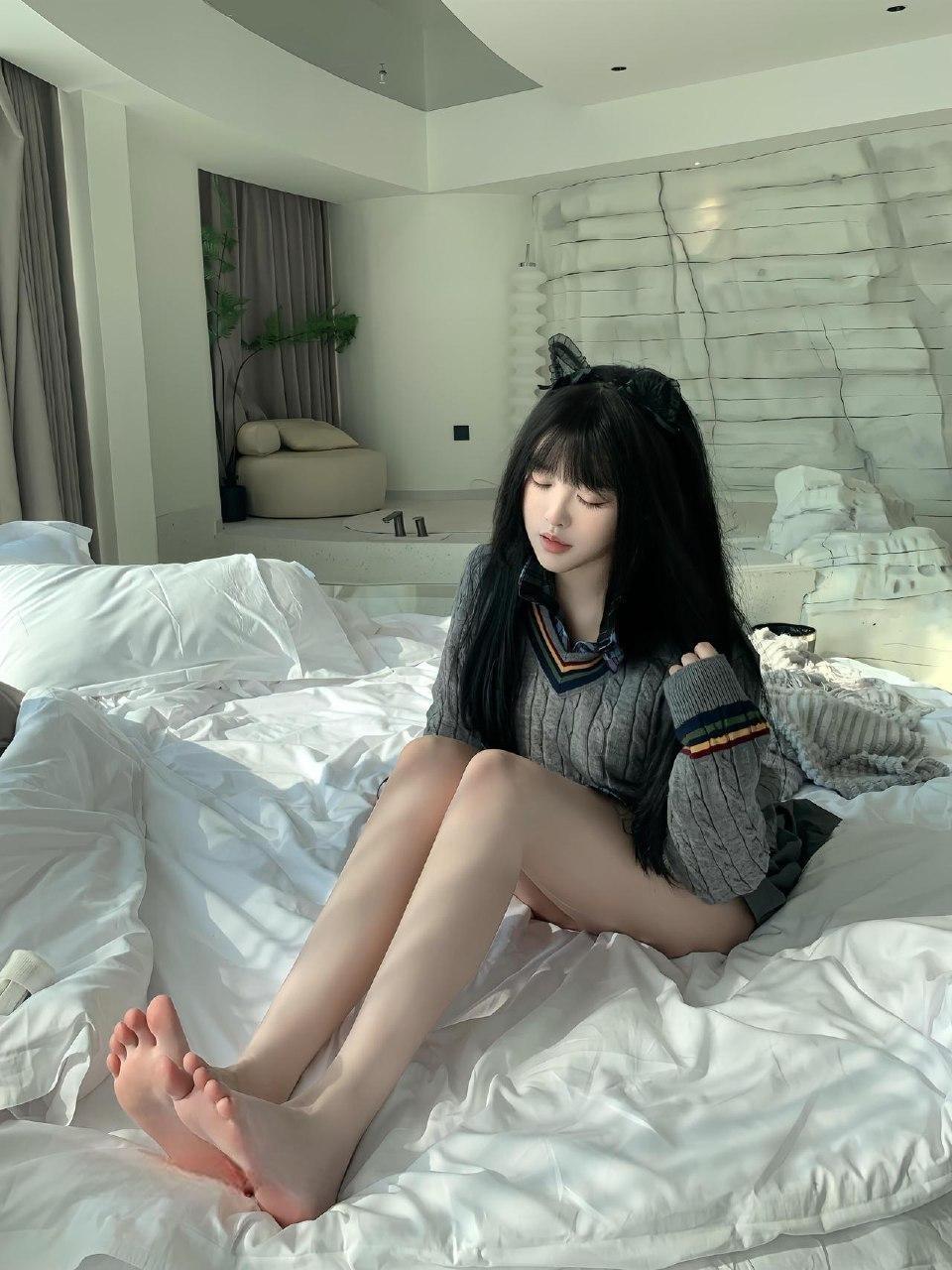 绘天天开心 - 高中黑丝妹 第11张图片