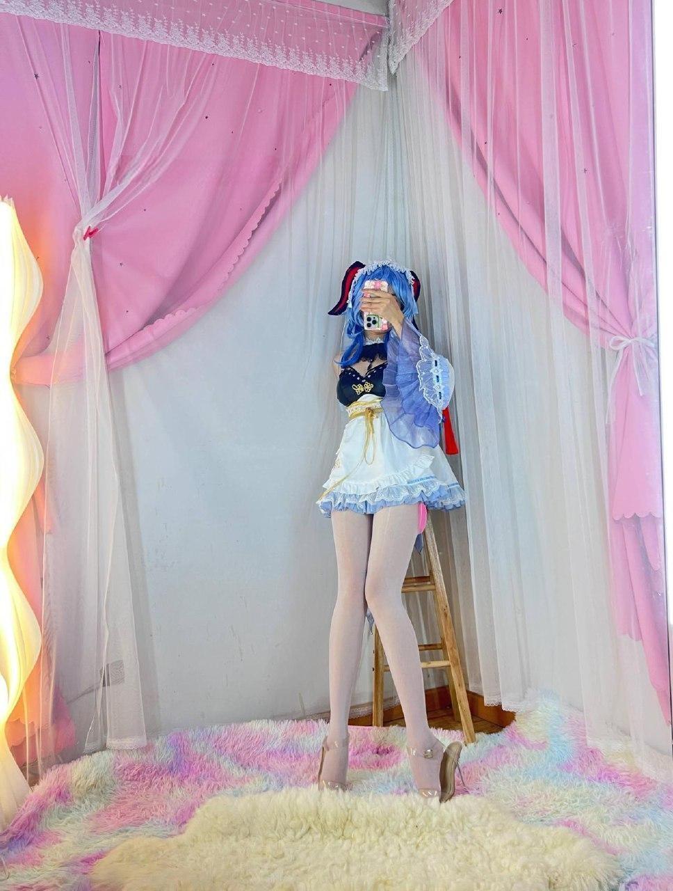 沐雨茜 - cos蓝纱裙 第4张图片