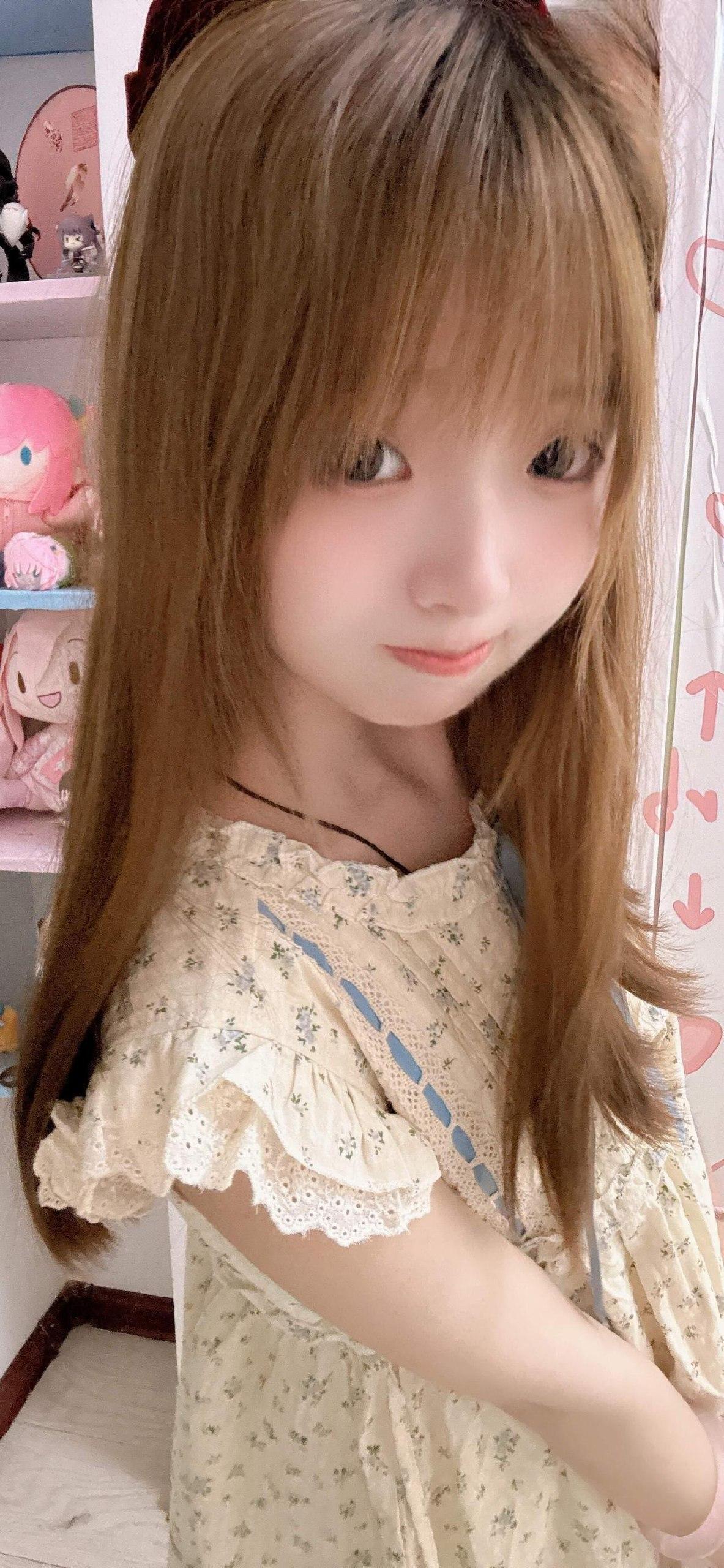 小圆不会w - 红发cos 第2张图片