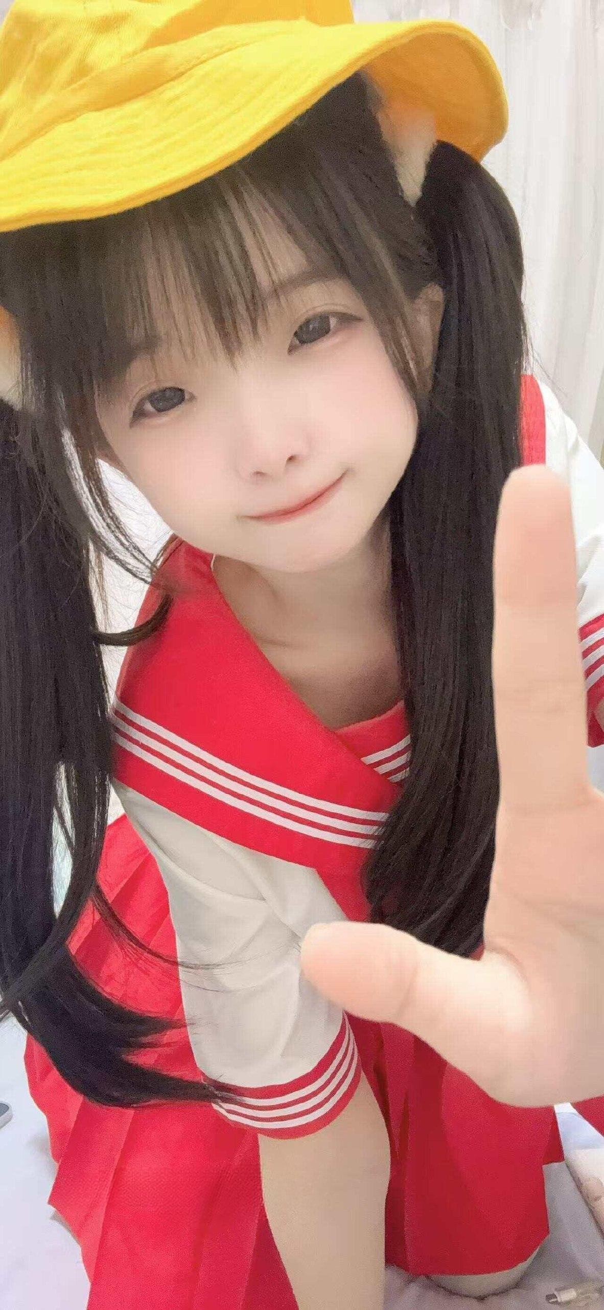 小圆不会w - 红发cos 第13张图片