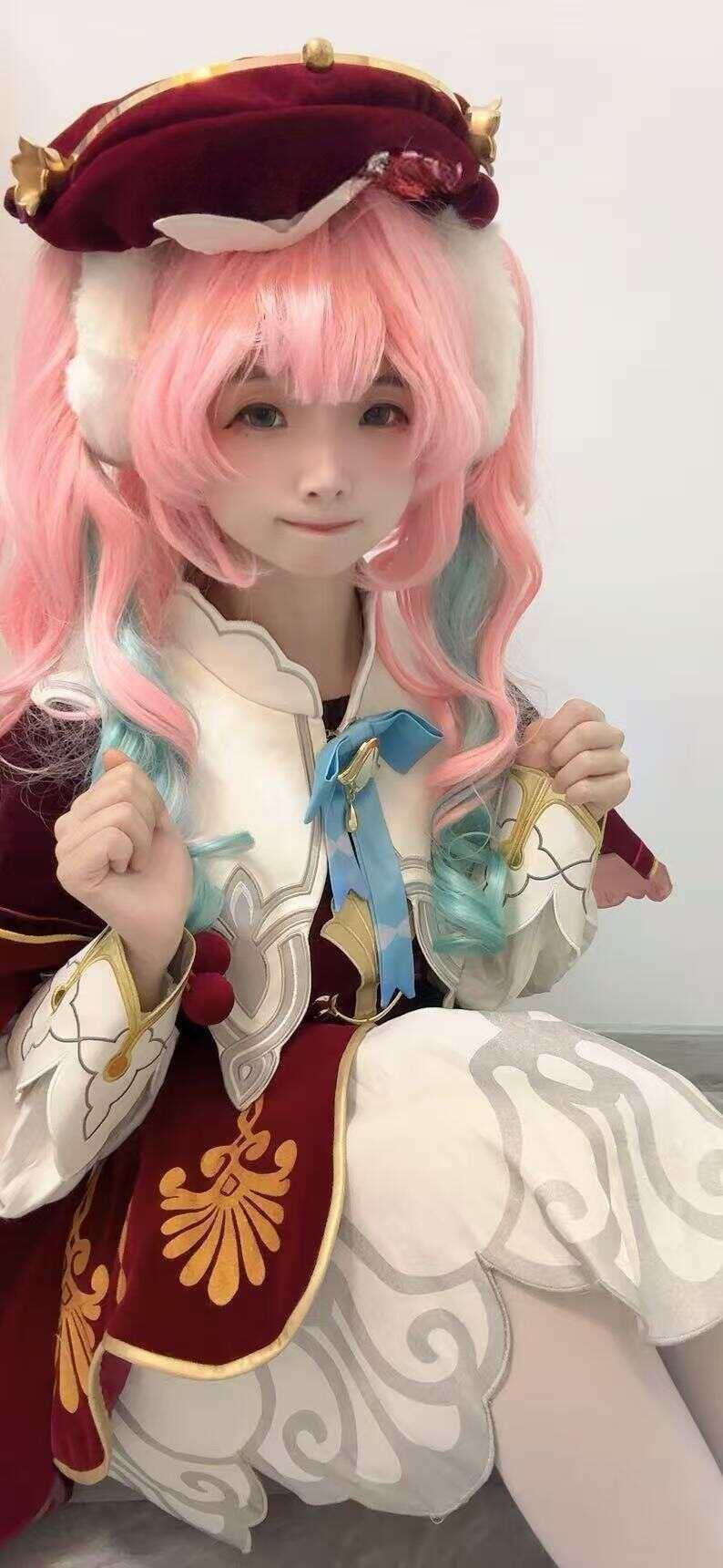 小圆不会w - 红发cos 第15张图片