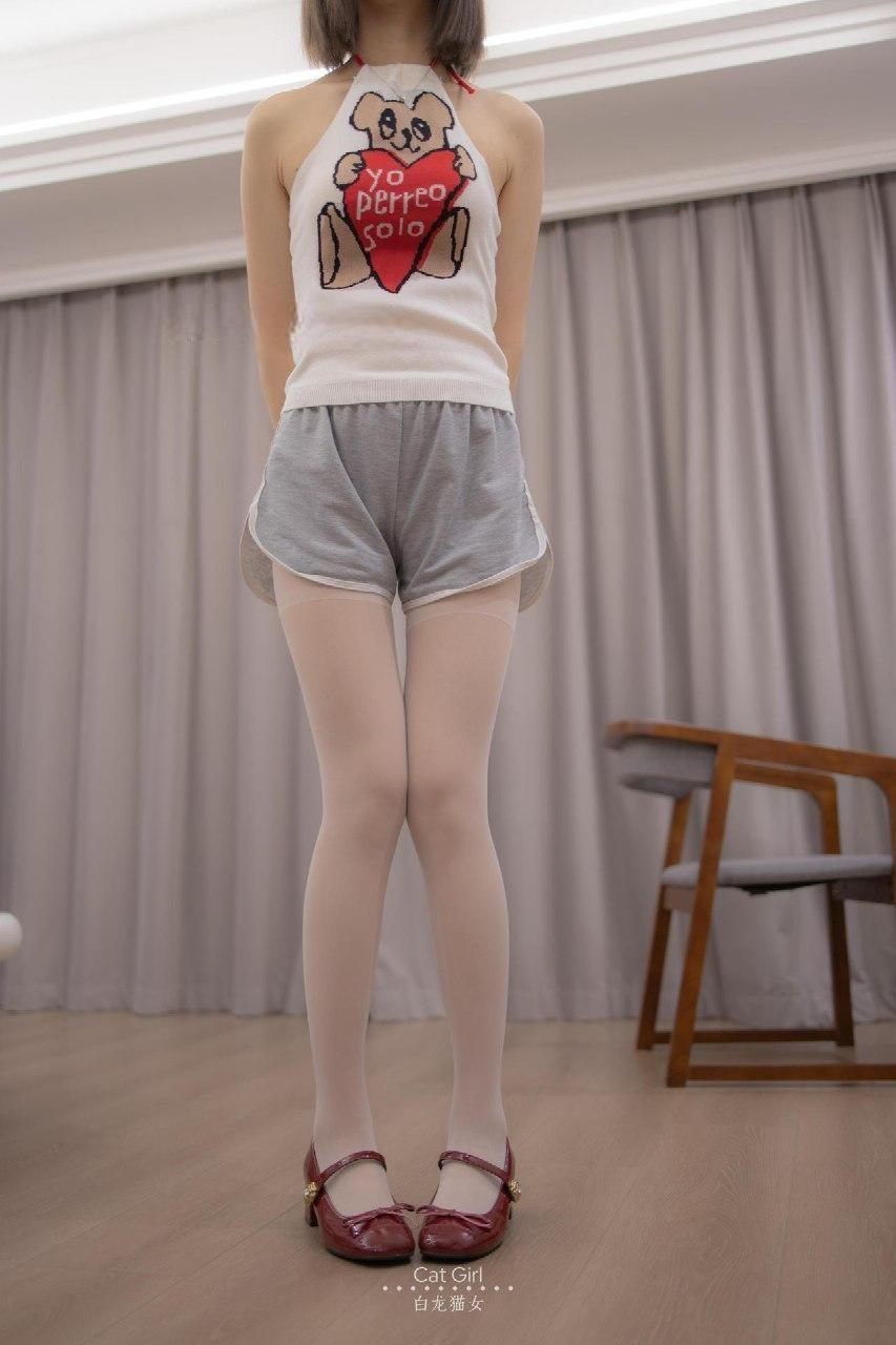 白龙猫女 - 白丝萝莉皮鞋 第13张图片