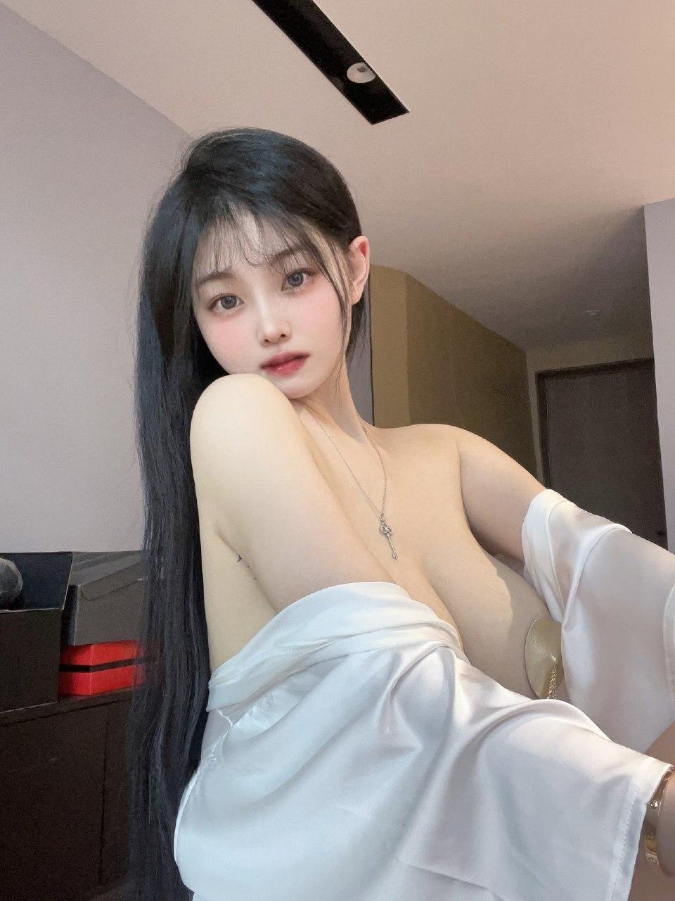 左公子666 - 绝美蜜桃护士 第32张图片