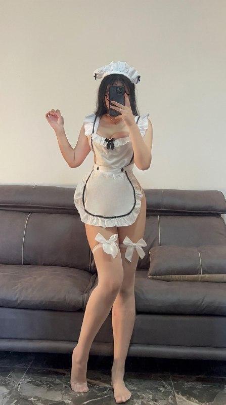秋不吃鱼 - 白丝性感女仆 第17张图片