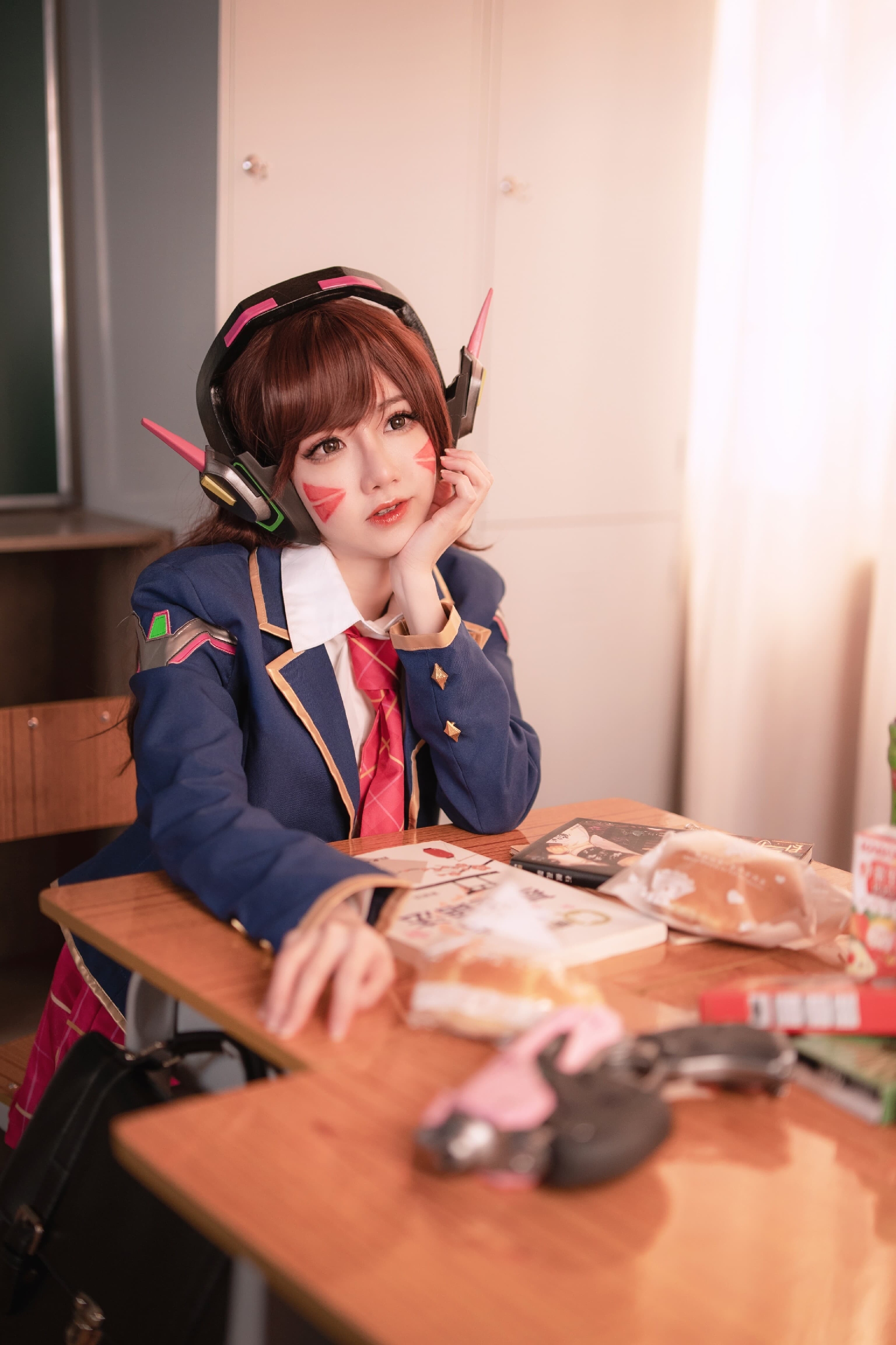 Sally Dorasnow - D.Va School Girl 第1张图片