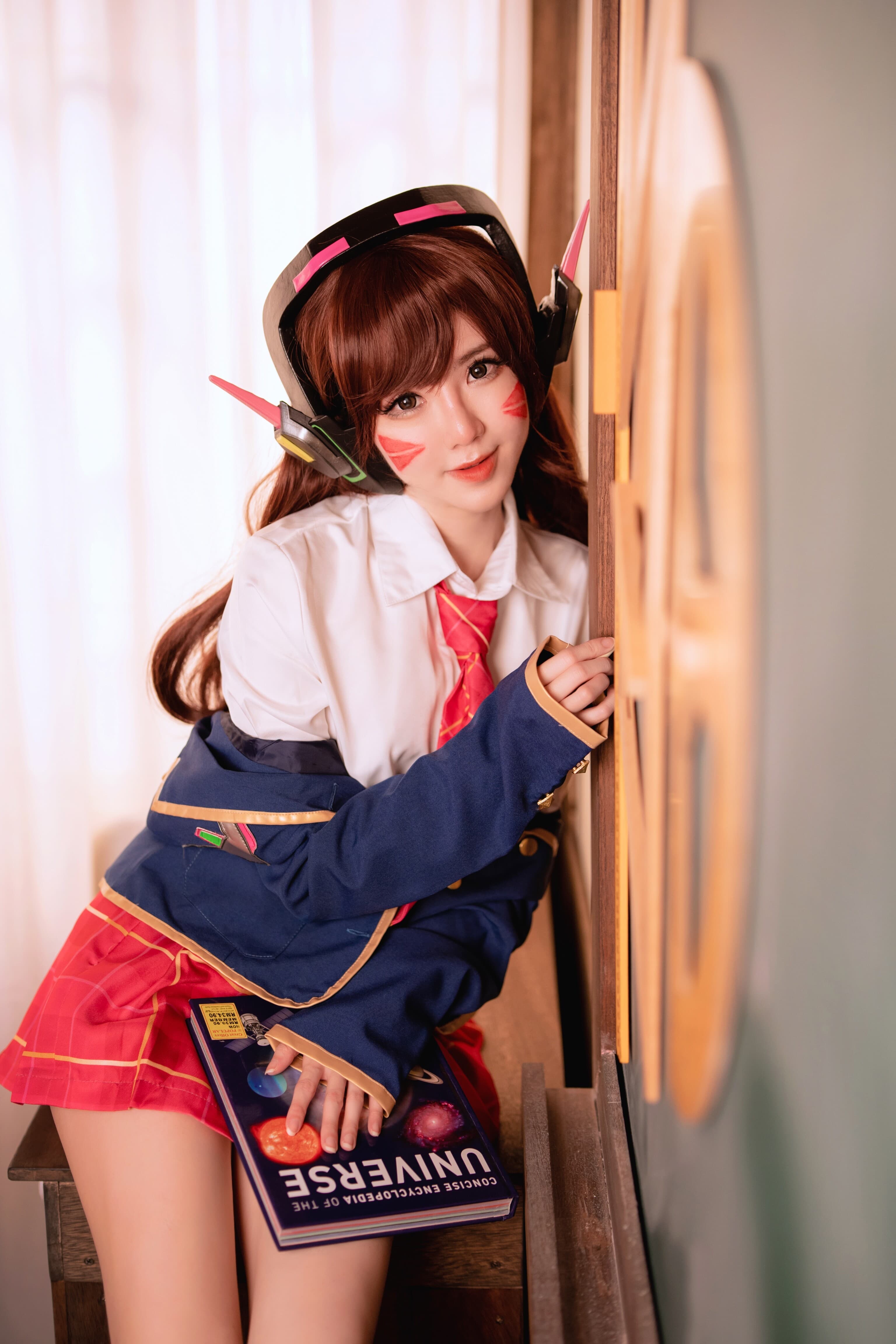 Sally Dorasnow - D.Va School Girl 第6张图片