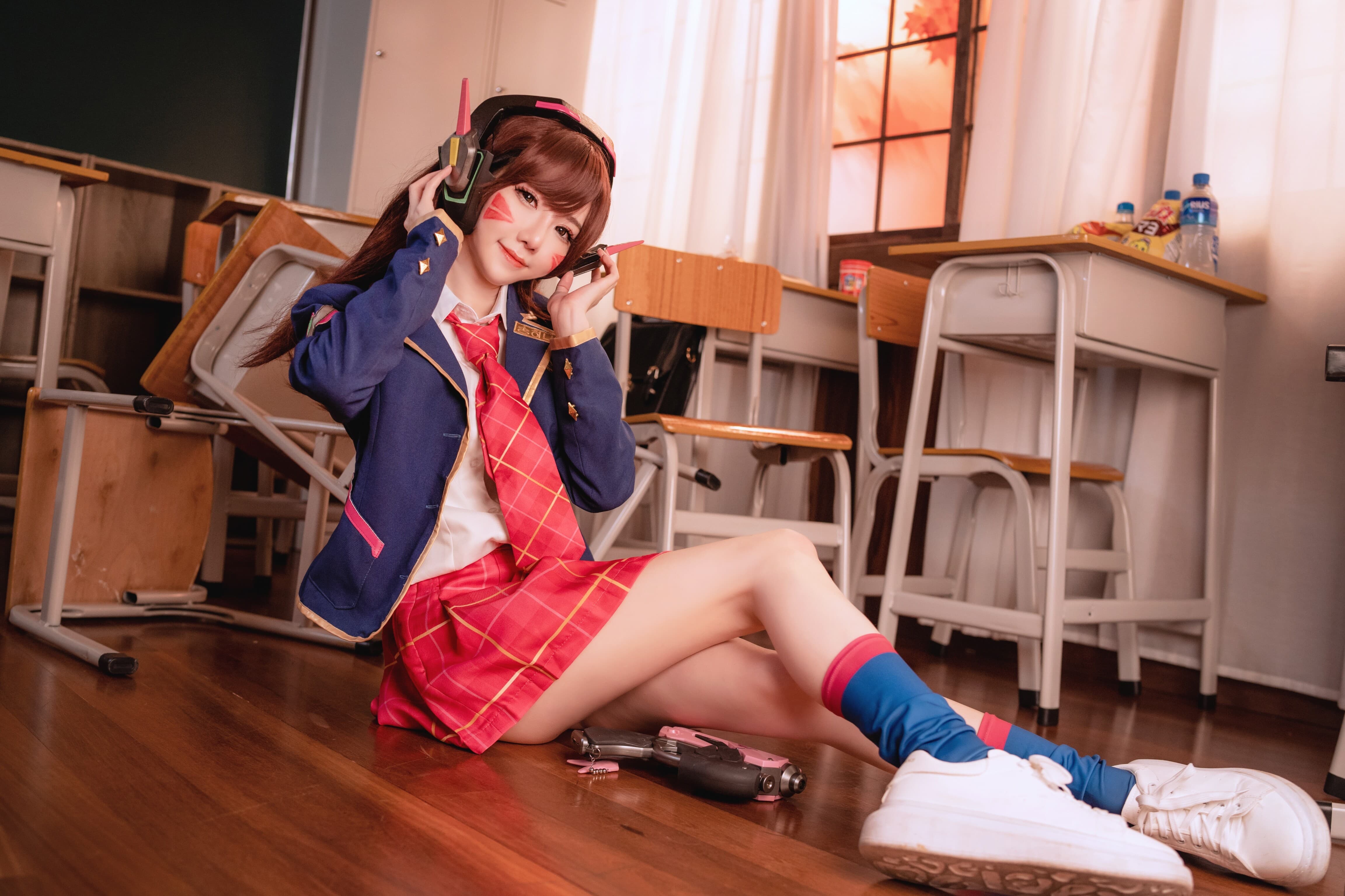 Sally Dorasnow - D.Va School Girl 第14张图片