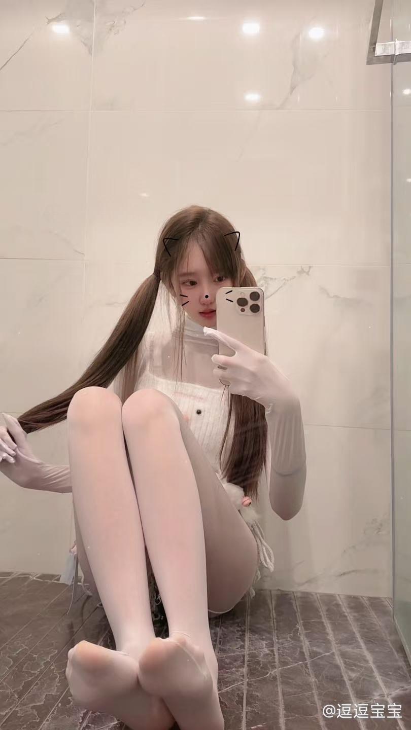 胡逗逗 - 隔壁小妹妹 第6张图片