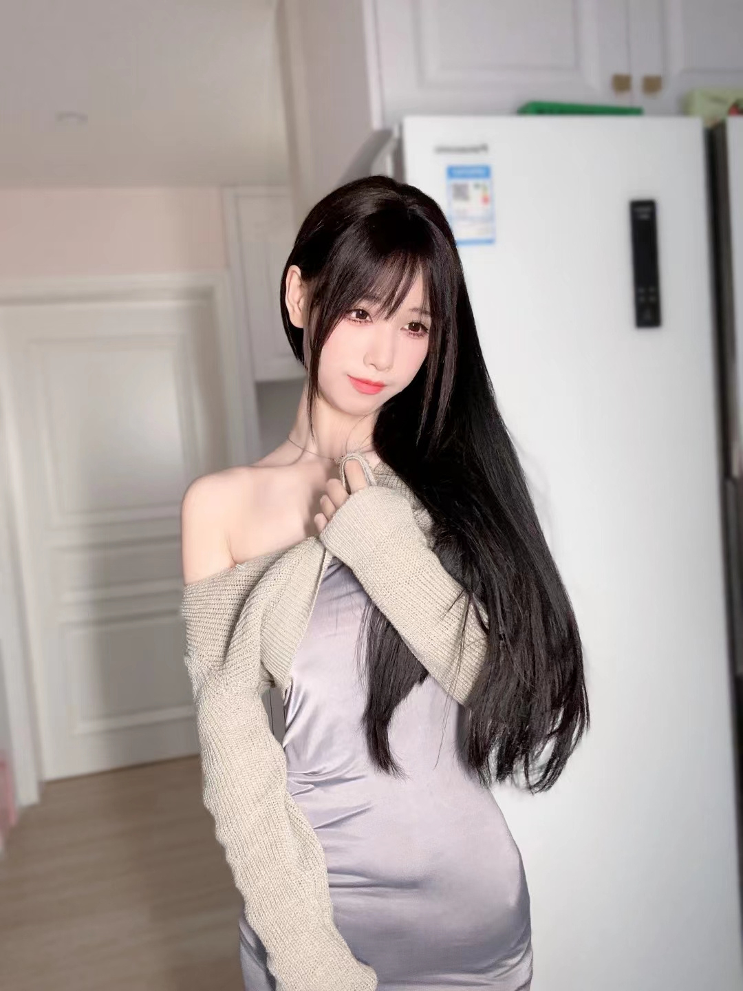 十万口草莓粥粥 - 舰长图包 第1张图片