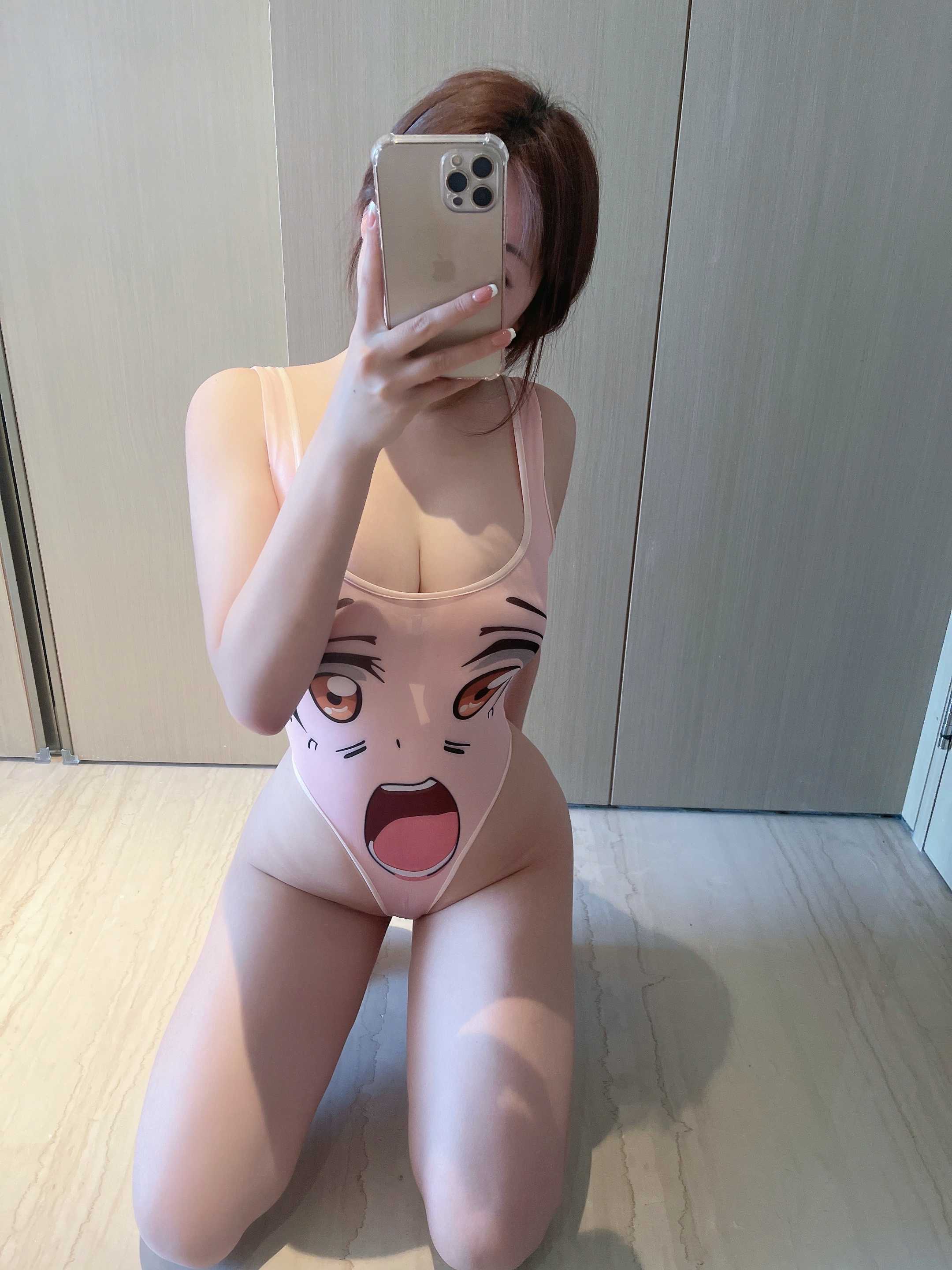 奶宝妹纸 - 我把表情包穿在我的身上 第7张图片