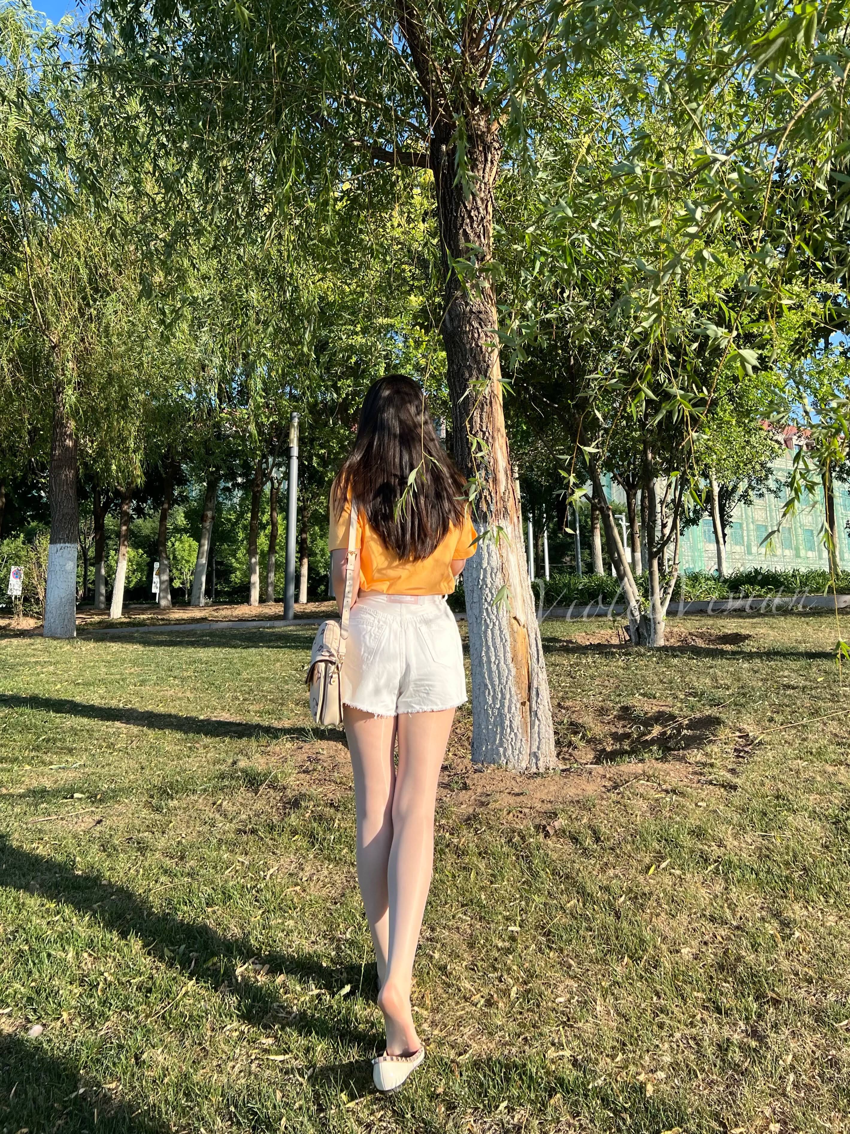 VioletVivian - 这款其实是微油亮啊，怎么还是很隐形 第13张图片
