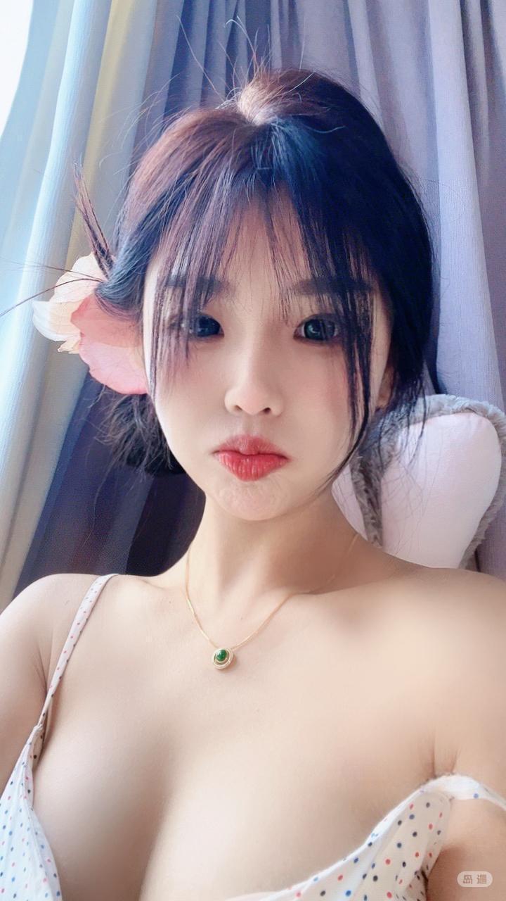 苏喵 - 波点吊带睡裙 第6张图片
