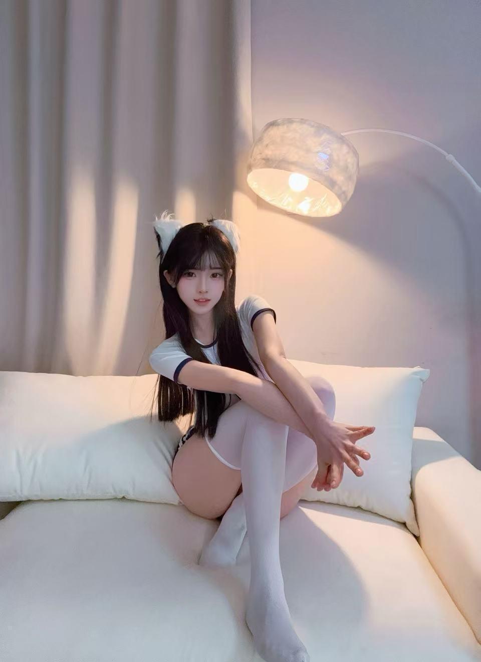 喜欢吃香菜 -  软糯小白猫 第22张图片