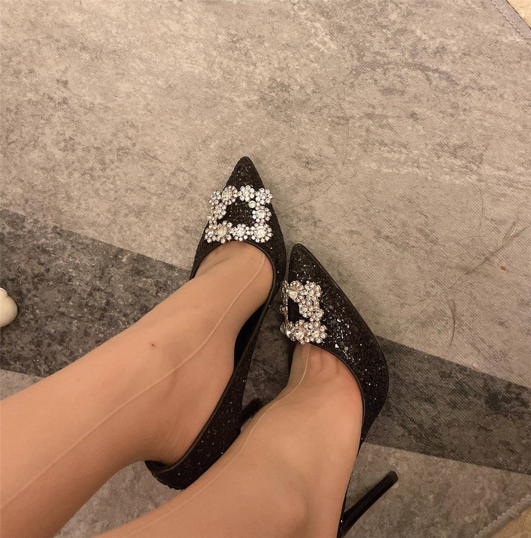 娜露呀 - 深灰蕾丝bra纯欲少妇 第10张图片