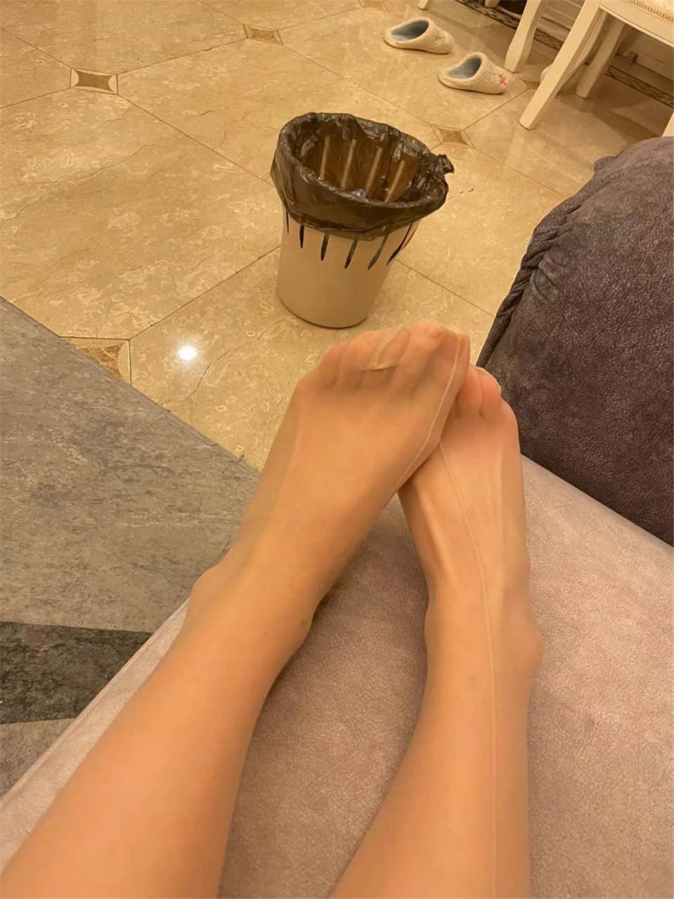 娜露呀 - 深灰蕾丝bra纯欲少妇 第12张图片