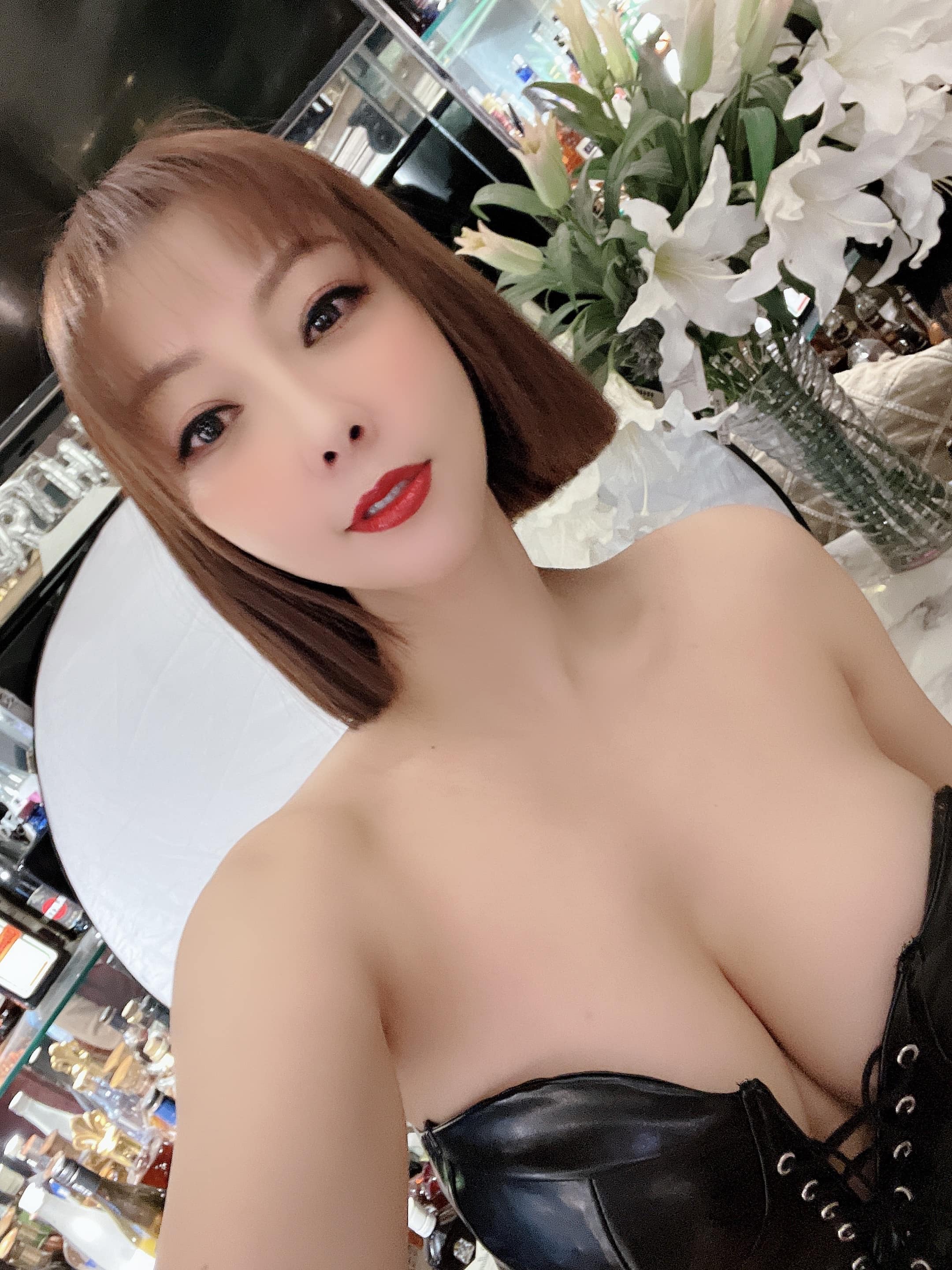 果儿Victoria - 长靴网丝蜜桃臀 第7张图片