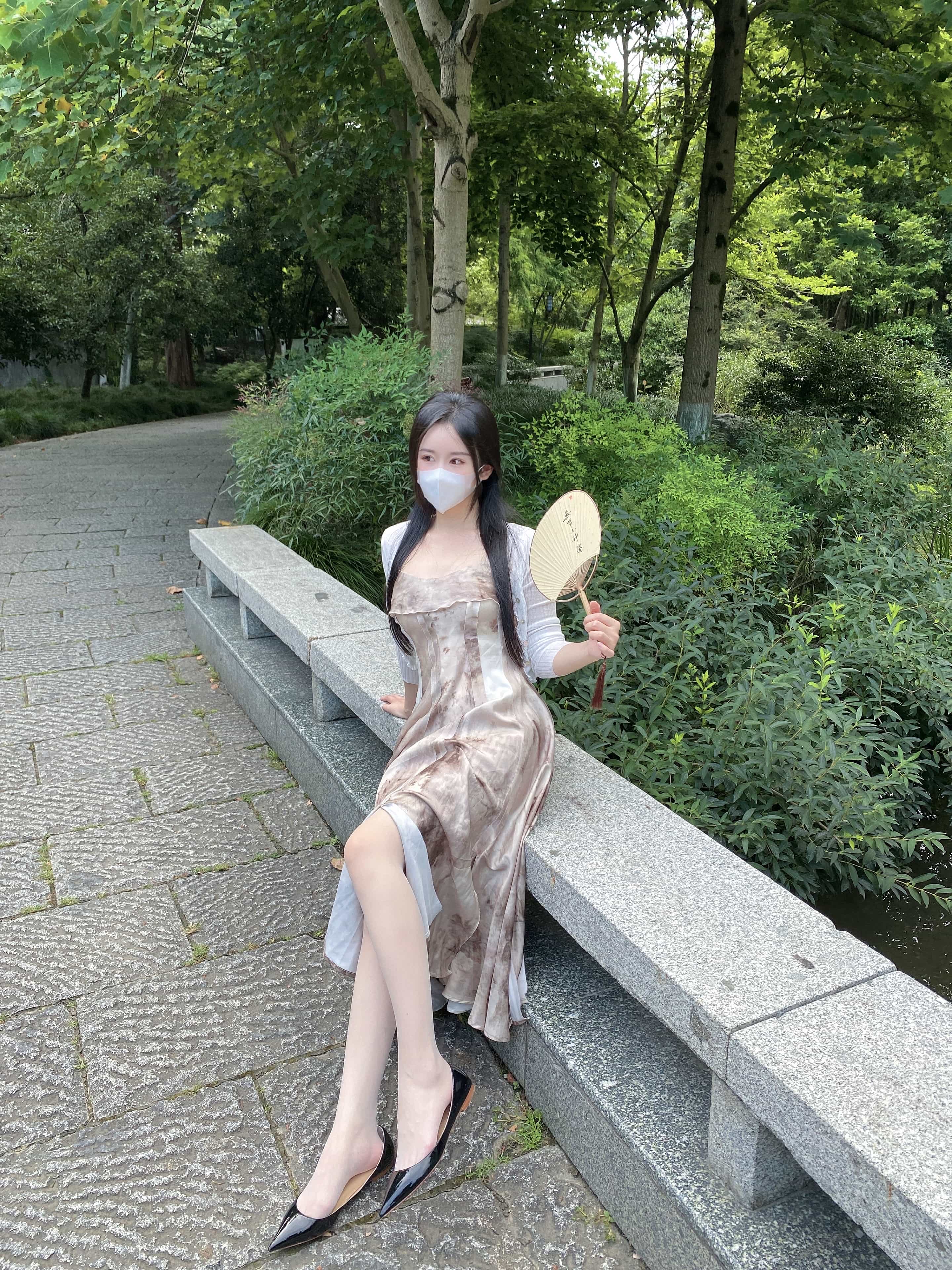 软妹小九九[July芝岚] - 良辰美足 第1张图片